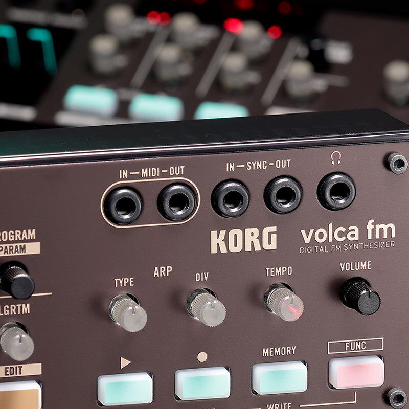Volca FM2模拟合成器迷你可携式智能效果琶音序器触摸键6复音