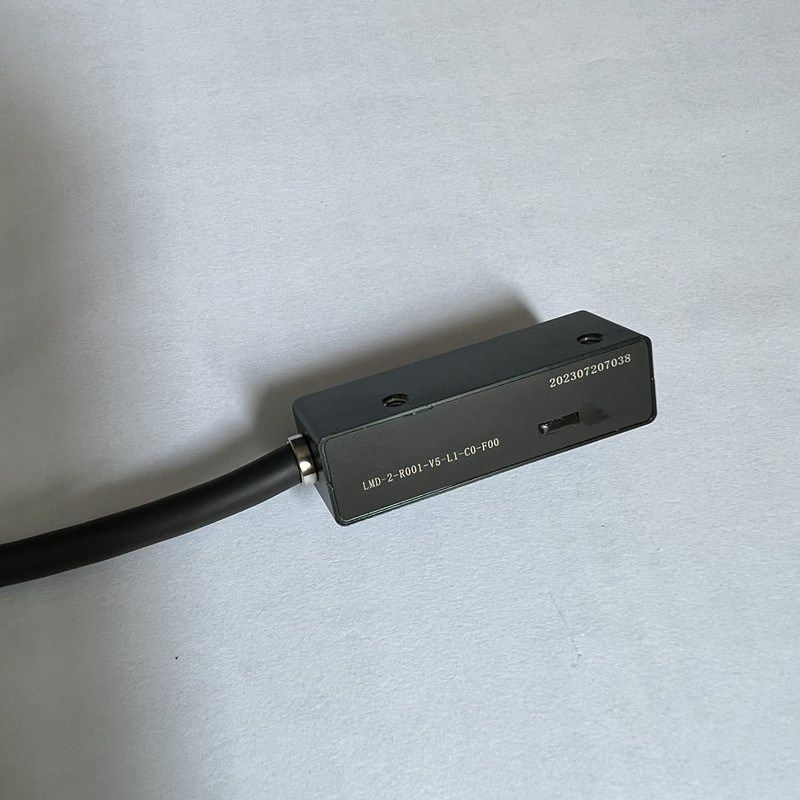 LMD-2-R001-V5-L1-C0/C1-F系0直线位移传感器电置设备位机测量0统