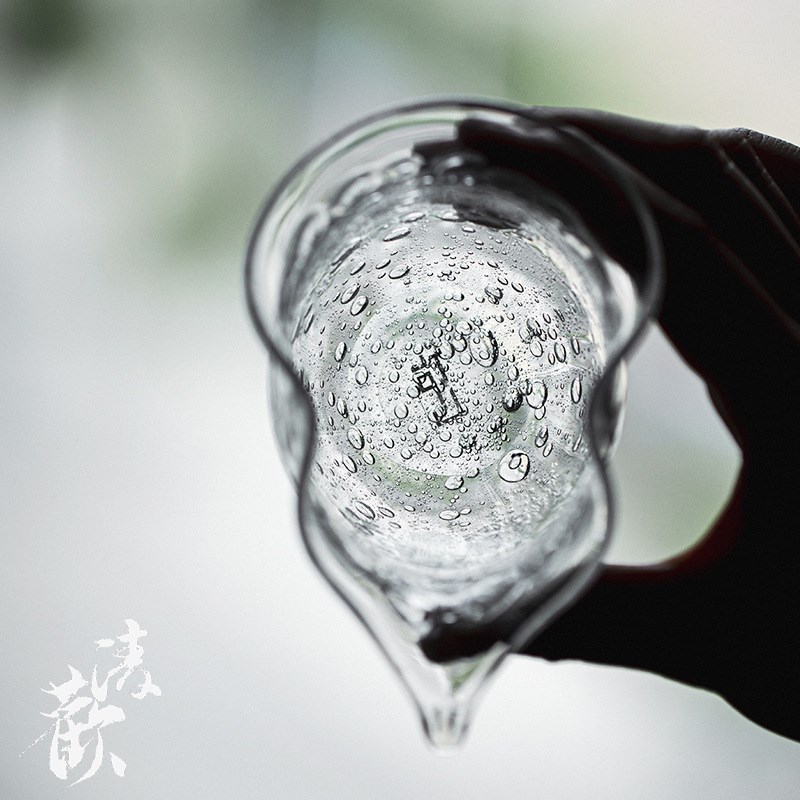 清欢丨饴山非白玻璃福禄公杯 手工吹制气泡公道杯分茶器高档茶具