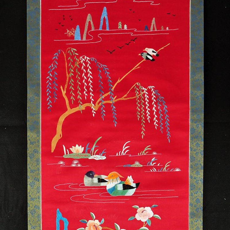 特色礼品手工绣品老绣片非遗京绣手工刺绣装饰画鸳鸯戏水画轴壁画