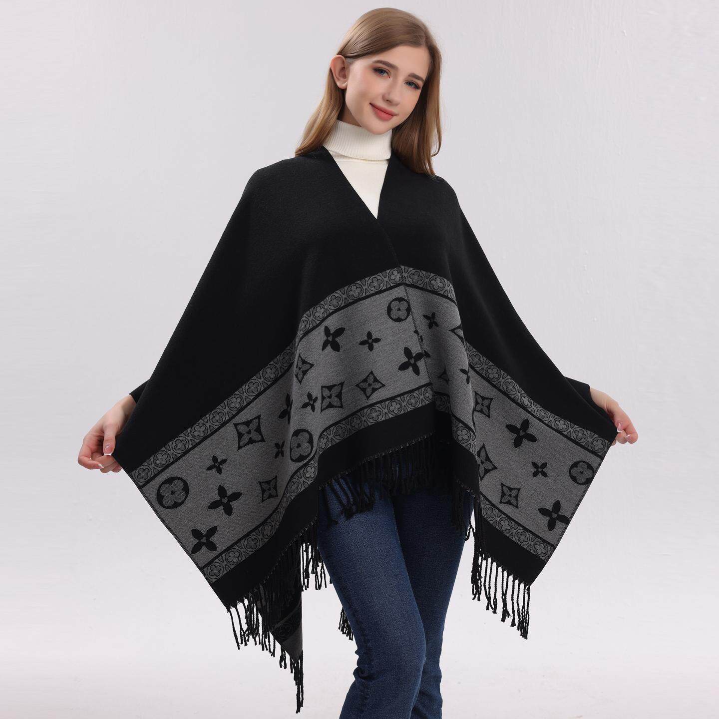 欧美时尚披肩斗篷女士秋冬街头走秀保暖外搭披风仿羊绒大围巾