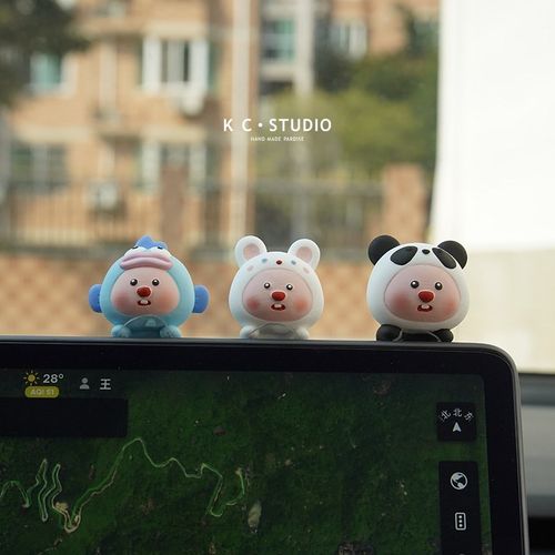 可爱水豚露比汽车屏幕摆件loopy小海狸显示屏车载香薰中控台后视