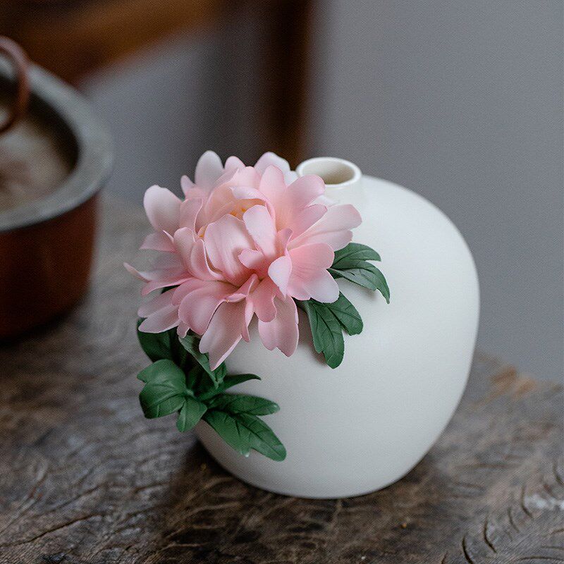 何来瓷器花瓶摆件牡丹花手工捏花插花现代客厅家居餐厅酒柜装饰品