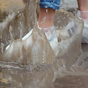 防水便携可装 套户外出行多功能雨天雨鞋 口袋旅游 硅胶防滑鞋 新薄款