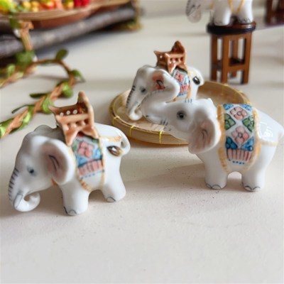 泰国手工陶瓷小象狗猫海豚摆件桌面玄关车载装饰解压鱼池造景手信