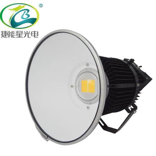 拥有自主知识产权的400wled塔吊灯400W球场灯