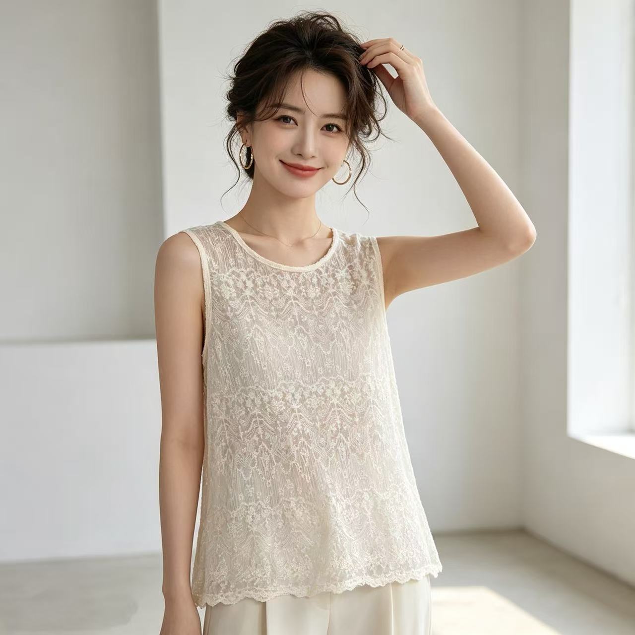 秋冬松弛感蕾丝钩花显瘦打底背心
