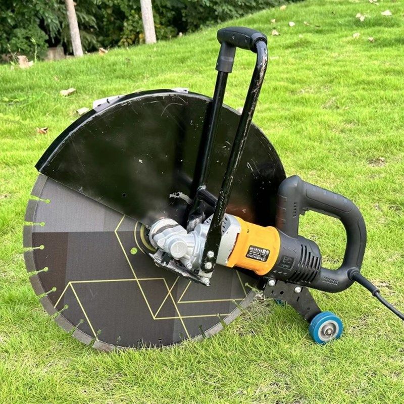 凯马无刷多功能切割机切墙机马路混凝土切割机