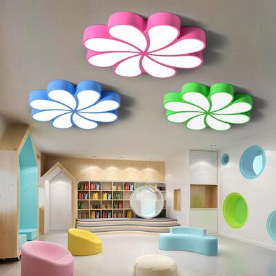 创意花朵女孩卧室灯简约现代温馨LED吸顶灯主卧幼儿园教室灯具