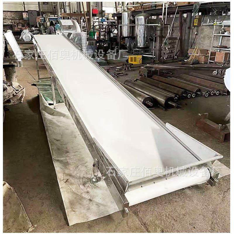 大倾角皮带输送机生物质颗粒裙边挡板爬坡输送机粉体密封传送机,搬运/仓储/物流设备,输送机,淘宝优惠券,粉丝福利购,淘宝优惠卷