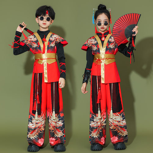 2026新款元旦儿童演出服中国风走秀套装龙纹爵士街舞儿童潮服打鼓