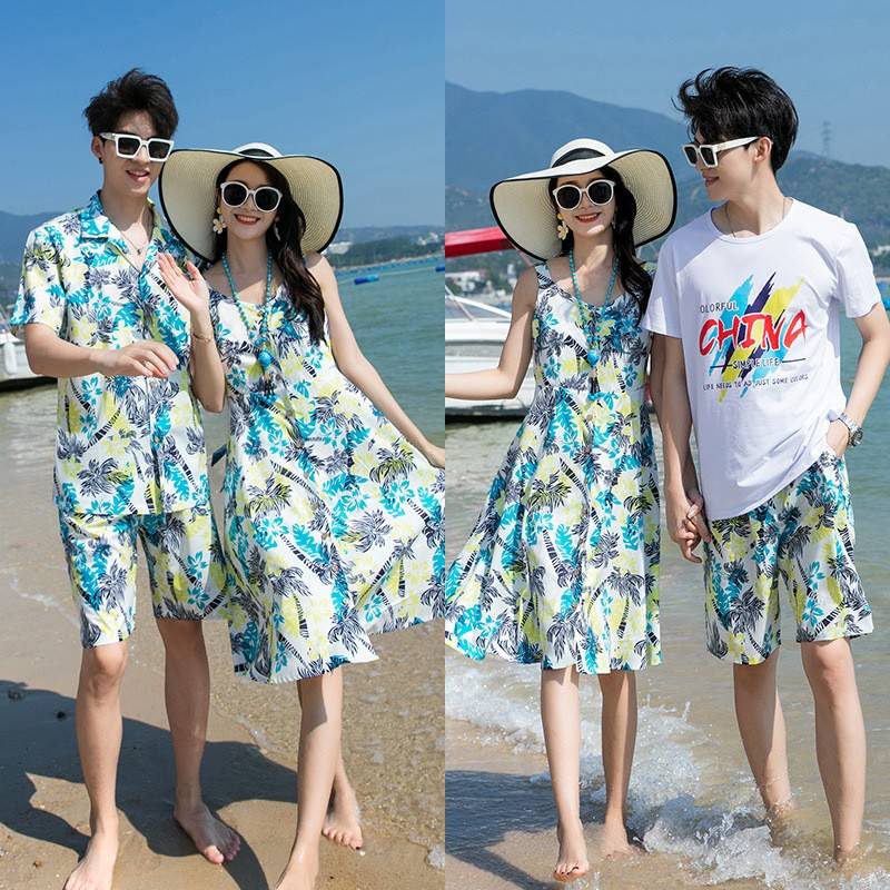 2026新款亲子装夏装海边沙滩露营一家三口全家装母女吊带连衣裙度