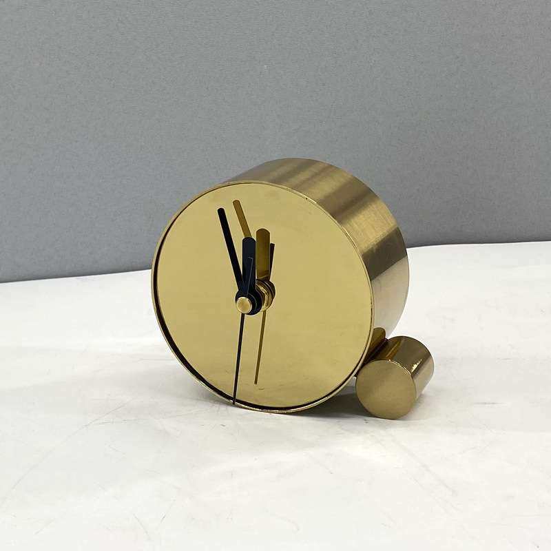 现代简约时钟摆件个性创意客厅座钟台式时钟书房桌面座式圆形摆钟,3C数码配件,其它配件,淘宝优惠券,粉丝福利购,淘宝优惠卷