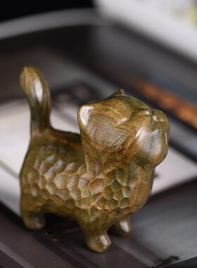 玄同绿檀锤纹猫傲娇猫小把件绿檀猫文玩木雕刻工艺品实木小摆件