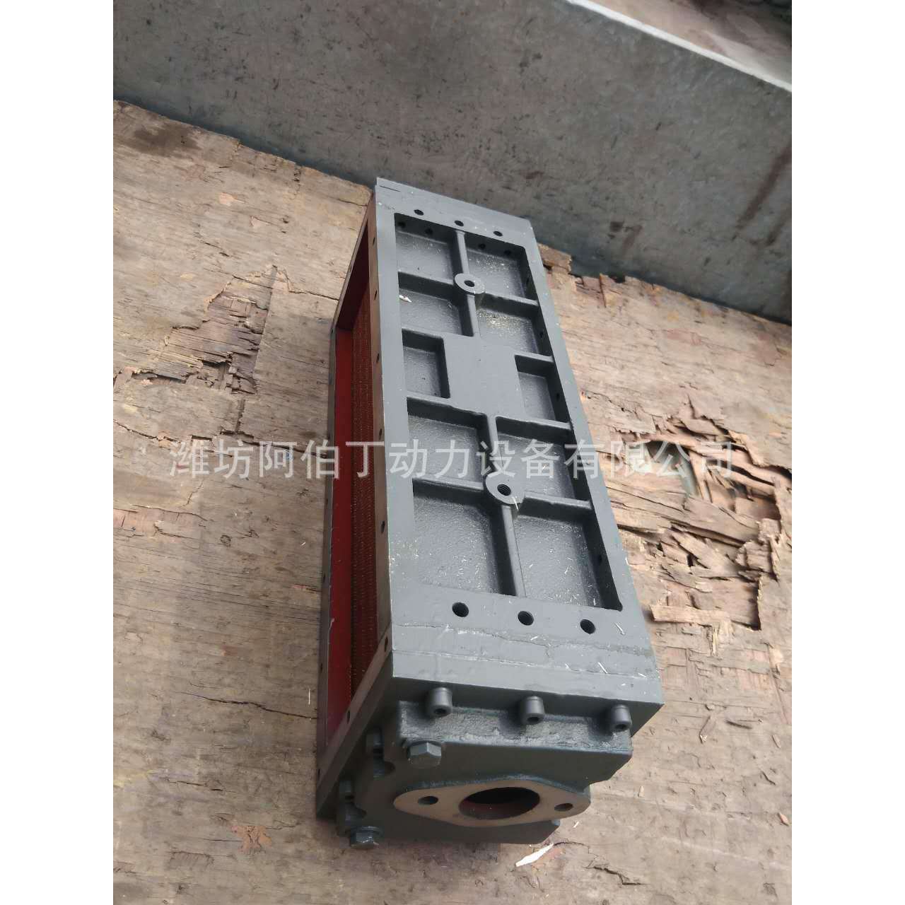 潍坊柴油发动机配件 杭发重汽斯太尔船机6126/WD615/WD618中冷器