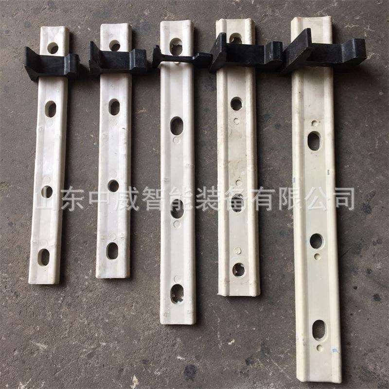 供应尼龙绝缘道夹板 安装方便配有螺栓 24轨用尼龙绝缘道夹板