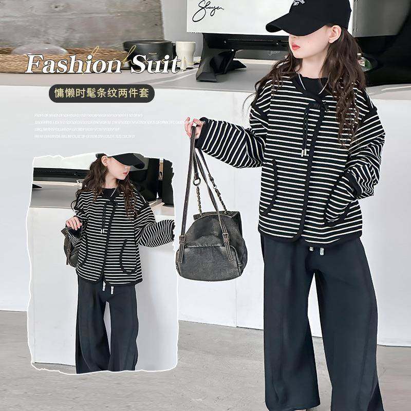 2026新款女童秋冬装套装韩版洋气中大童条纹加绒外套弯刀裤两,童装/婴儿装/亲子装,儿童运动套装,淘宝优惠券,粉丝福利购,淘宝优惠卷