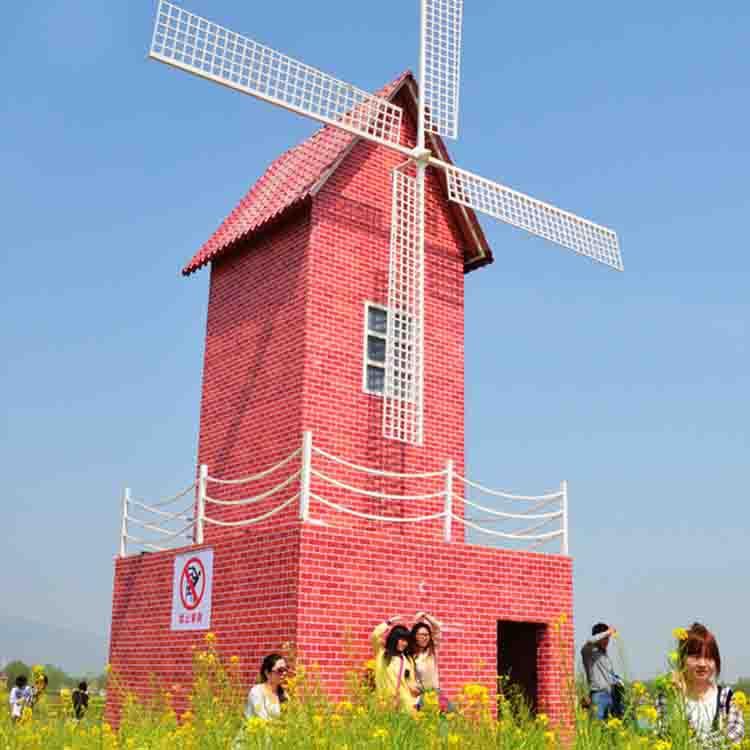 厂家现货大草原湿地公园景区花海田园防腐木碳化木电动旋转大风车