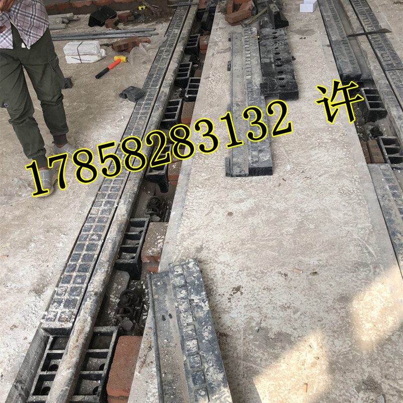 轮缘槽橡胶嵌条轨道塞条填充块橡胶压条铁路检修车库轮沿槽橡胶条