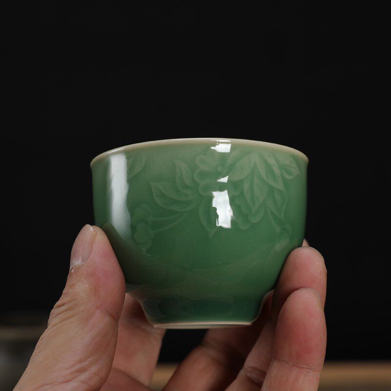 弟窑梅子青茶杯龙泉市青瓷陶瓷手工茗杯中式主人杯功夫茶具吴国华