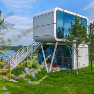 移动星空房商铺民宿小屋别墅 网红双层苹果仓 集装 箱集成移动房屋