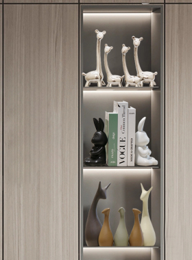 高级感艺术小摆件客厅电视酒柜装饰品玄关书柜橱柜家居工艺品套装