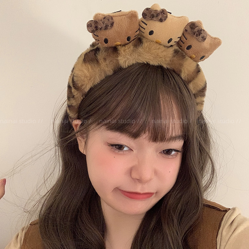 可爱豹纹Kitty发箍毛绒秋冬猫咪头箍卡通洗脸居家少女化妆敷面膜