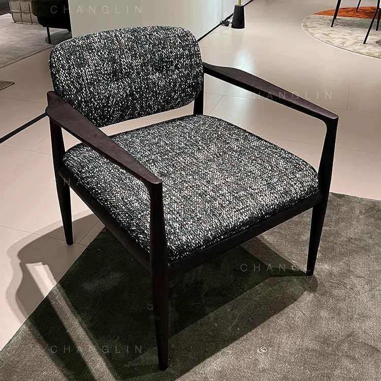 意式极简后现代简约布艺休闲椅设计师客厅实木接待休闲椅单人沙发,3C数码配件,其它配件,淘宝优惠券,粉丝福利购,淘宝优惠卷