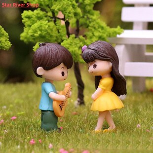 2pcs Girl Lovers Boy Sweety Ornaments Miniature set Guitar