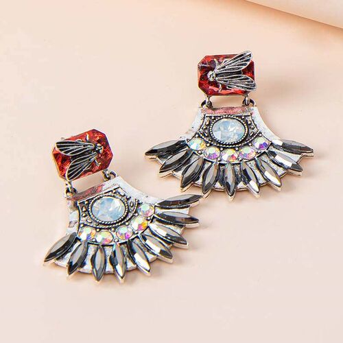 -Fashion new retro personality geometric diamond-studded ins