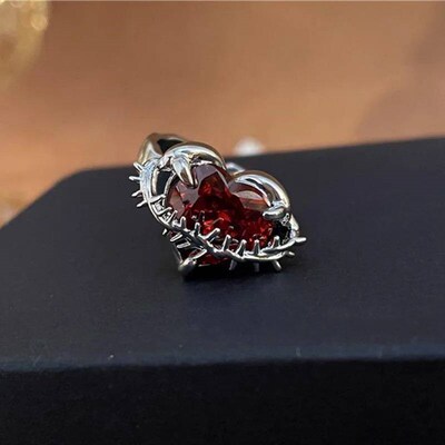 Kpop Fashion Punk Red Crystal Heart Irregular Open Thorn