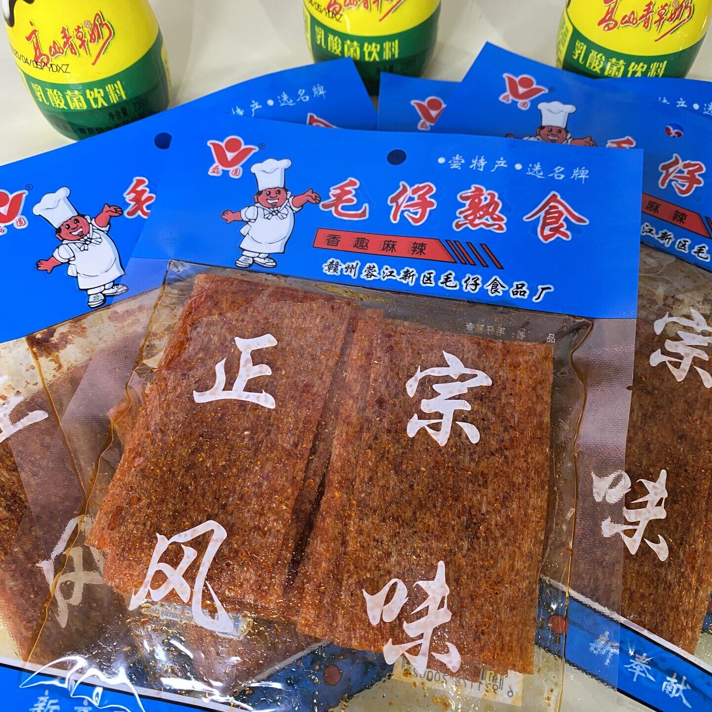 5月毛仔熟食辣条江西赣州特产长寿面麻辣香儿时零食80童年怀旧片