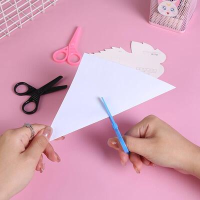 Child Safety Cartoon Scissors for DIY Kindergarten Primary S
