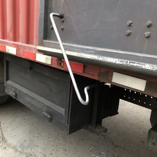 汽车尾门风扣集装厢箱挂扣挂钩货车车厢门固定钩通用风钩左右一对