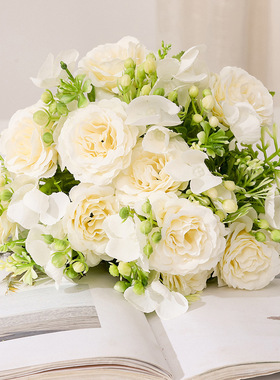 Vintage 1 bunch of new artificial silk flowers High quality