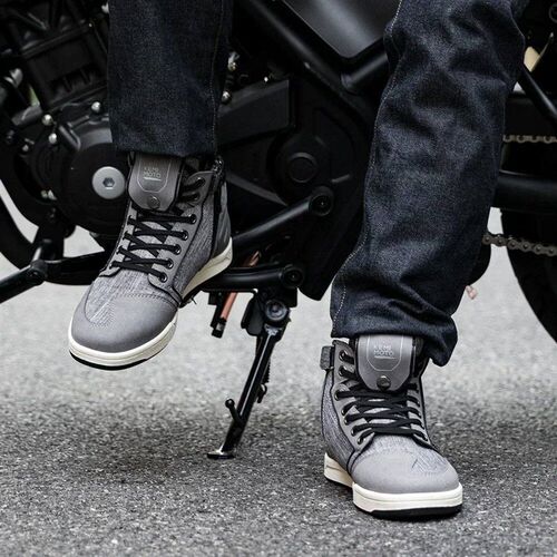 Motorcycle Shoes Men Riding Boots Casual Flat Shoes Anti-col