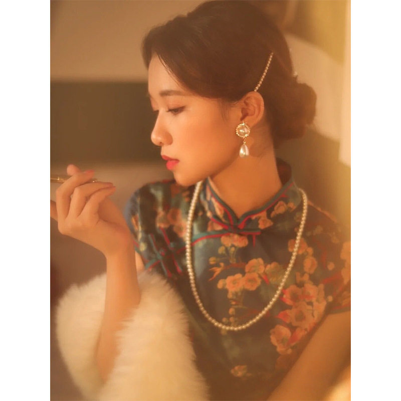 新娘结婚外套斗篷婚纱伴娘礼服旗袍毛披肩外搭保暖加厚秋冬季大尺