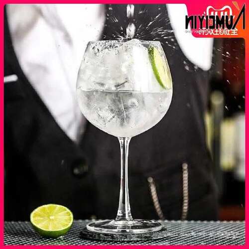 Gin tonic cocktail glass crystal glass goblet gin