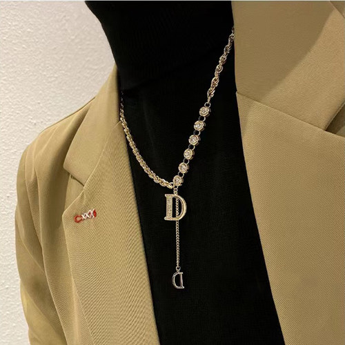 Design Sense Micro Setting Zircon D Letter Pendant Long Neck