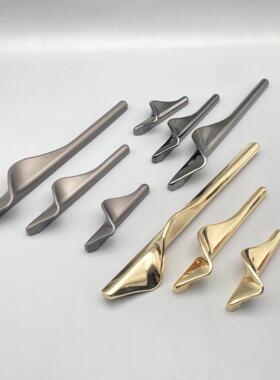 人气新款锌合金轻SHE设计师款K金灰色柜门抽屉拉手橱柜门安装把手