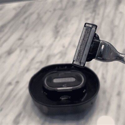 跨境新品 Razor Rinser 剃须刀冲洗器 无电池设计 剃须刀清洗器
