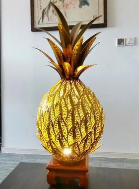 室内家居装饰书房客厅铁艺摆件创意菠萝造型充插两用金属工艺品