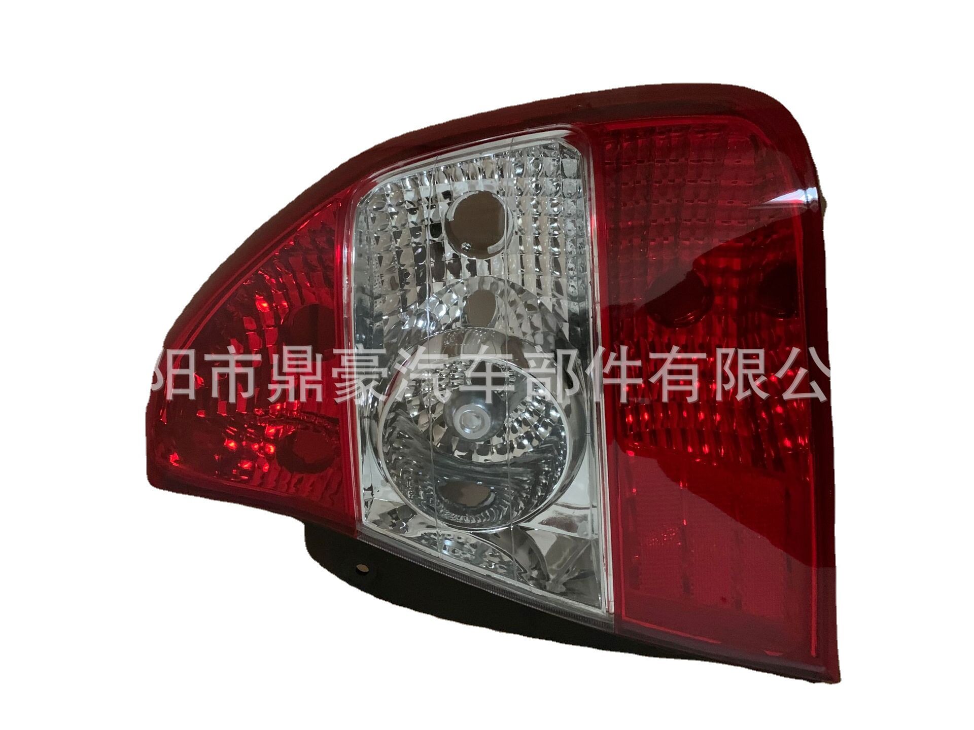 适用于现代雅绅特04尾灯ACCENT0492401-1A060/92402-1A060