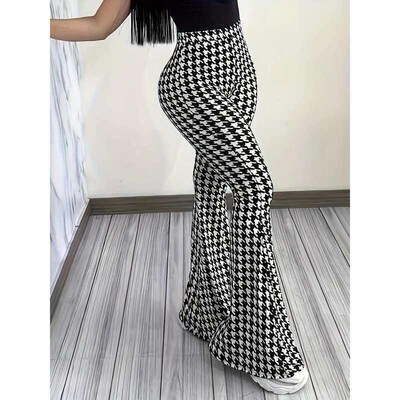 Plus Size Houndstooth Print Flare Leg Pants - Stylish Comfor