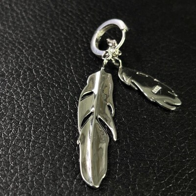 Double feather pendant electric white ear buckle female net