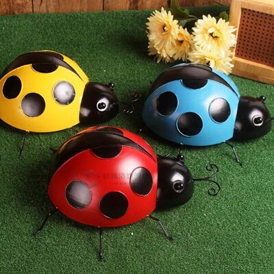10cm Metal Ladybug Fence Hanger Wall Hanging Outdoor Garden