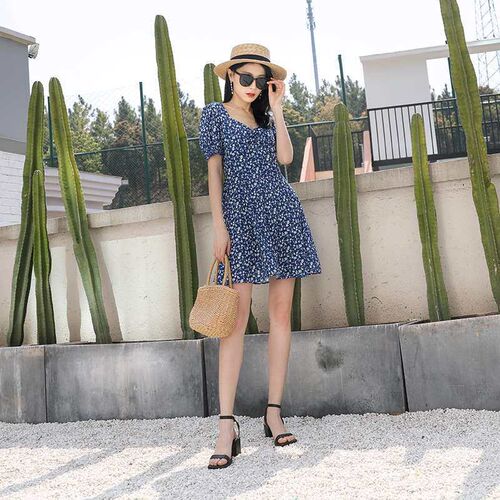 Summer New French girl small floral A-line short skirt squar