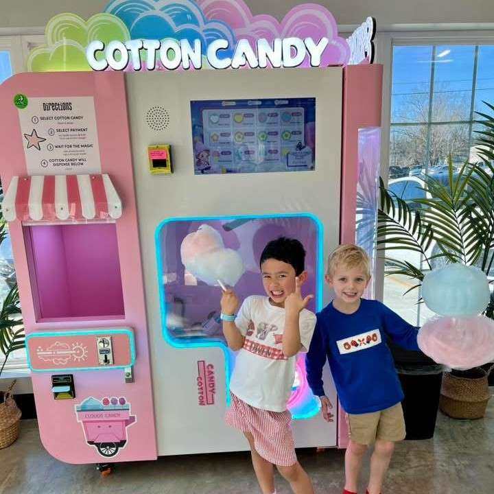 全自动棉花糖机户外商场支持刷卡纸钞支付售货售卖贩卖自动