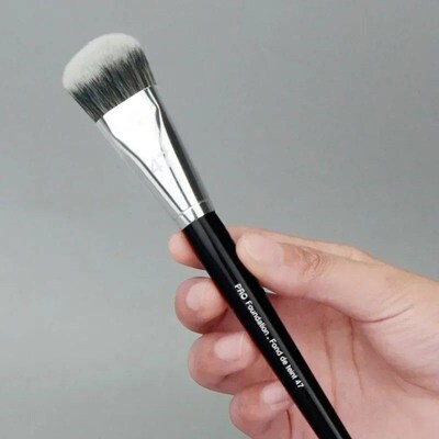 Professional Foundation Brush 47 Broom Head Liquid Foundatio