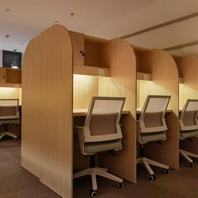 学习课桌椅直发自习室培训沉浸式靠墙电脑封闭式窄书隔断桌子考研